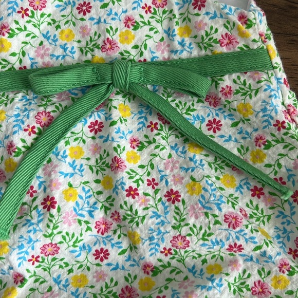 Little English floral summer bubble suit! Barely warn! - Picture 5 of 5
